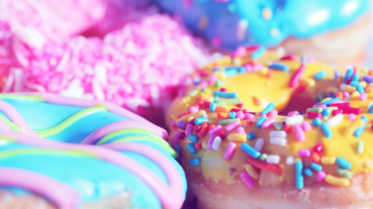 Día de la Dona 2025: dónde conseguir donas gratis o con descuento