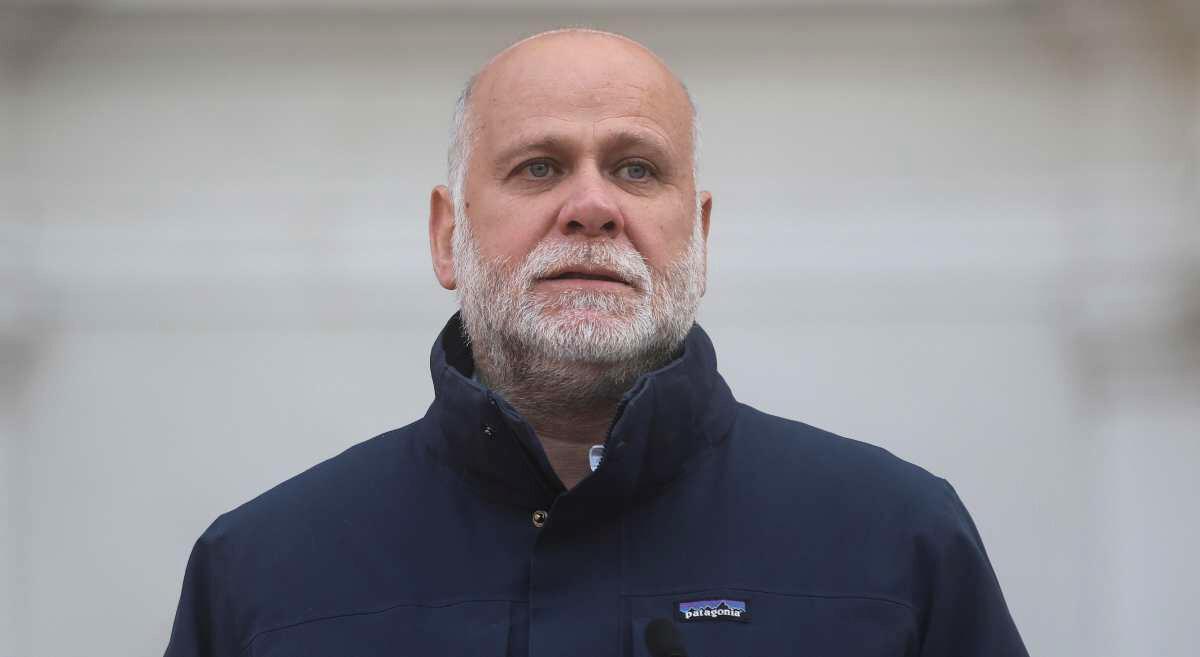 Elizalde destaca acción de la FACH tras detención de funcionarios y asegura que habrá justicia