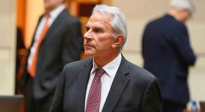 Iván Moreira responde a Johannes Kaiser: “Apoyar un golpe es una locura