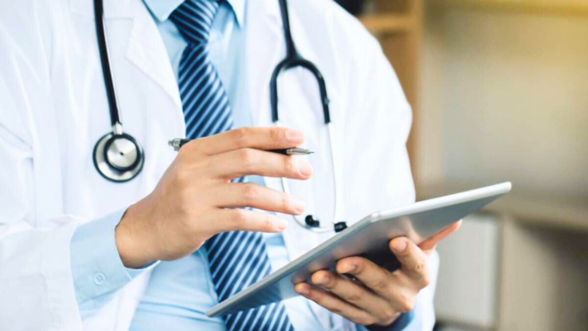 Los tres exámenes por los que puedes faltar al trabajo sin descuento en tu sueldo