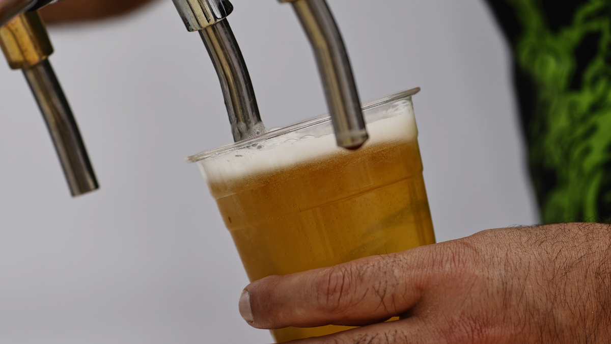 Incluyen schop gratis y grandes descuentos: las mejores promociones por el Día de la Cerveza