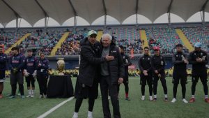 Estudiantes UNAB participan en clínica deportiva en gira de despedida de Claudio Bravo