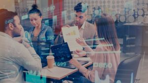 Adopción de IA en Chile avanza en empresas, pero trabajadores enfrentan brecha digital