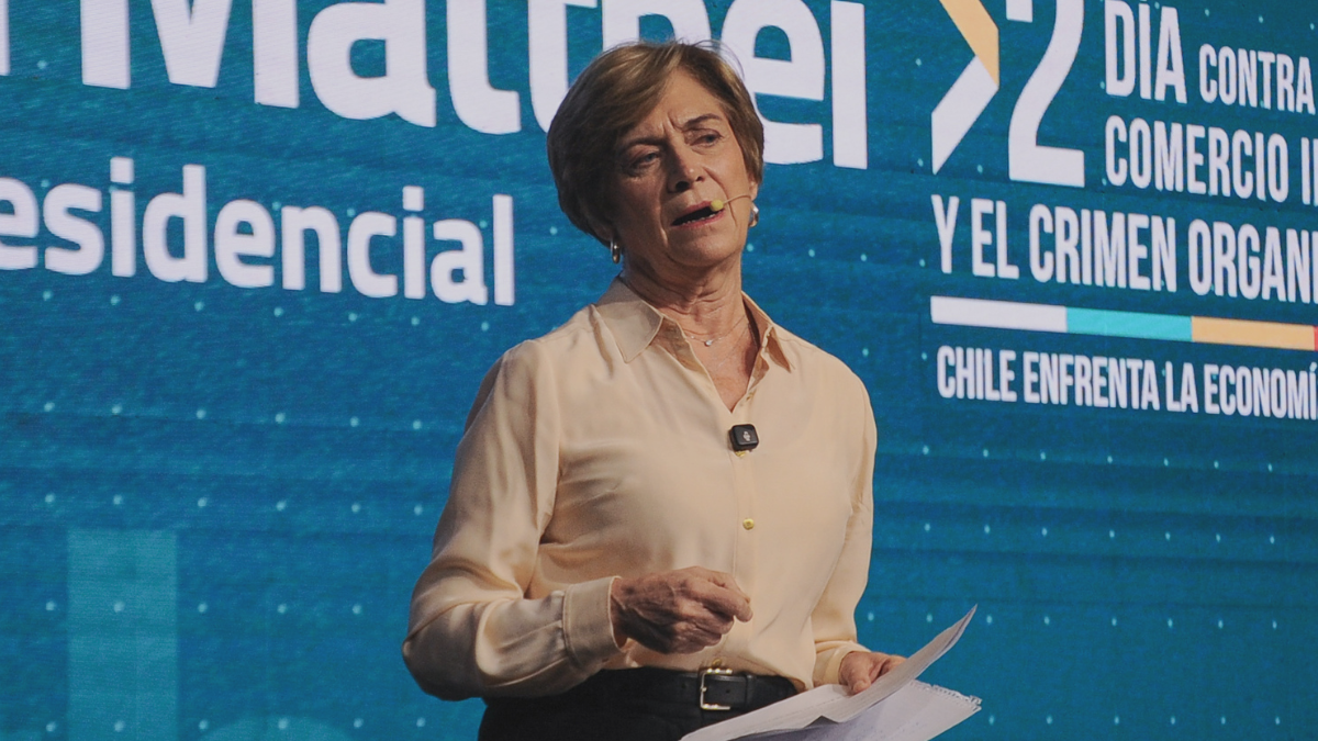 La disputa en la derecha por la agenda social y la oportunidad que se le abre a Matthei para repuntar en las encuestas