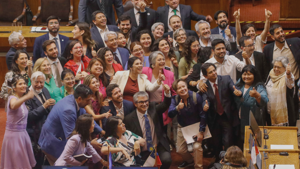 Fondos generacionales y licitación de afiliados: tensiones en la reforma previsional chilena