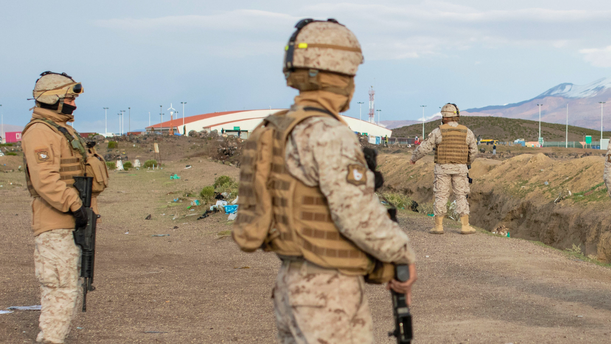 Operaban desde el año pasado: ex militares detenidos por tráfico habrían realizado 