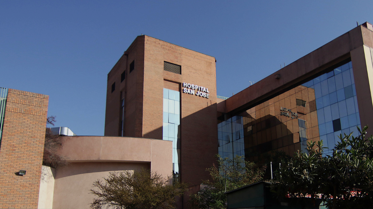 Alcaldes de la zona norte de Santiago pedirán declarar al Hospital San José en situación de catástrofe