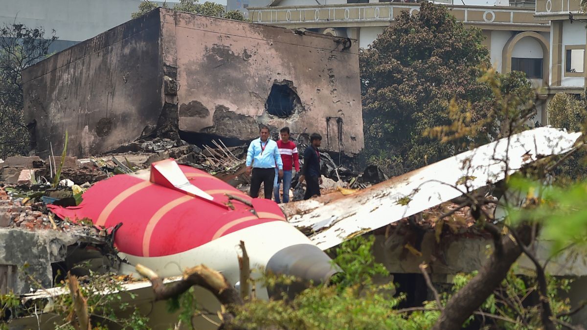 Informe de accidente de Air India apunta a interruptor de combustible: 
