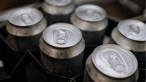 OMS presiona a países para subir al 50% el precio del azúcar, tabaco y alcohol