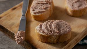 Minsal decreta alerta alimentaria por listeria en paté: cuáles son los grupos de riesgo