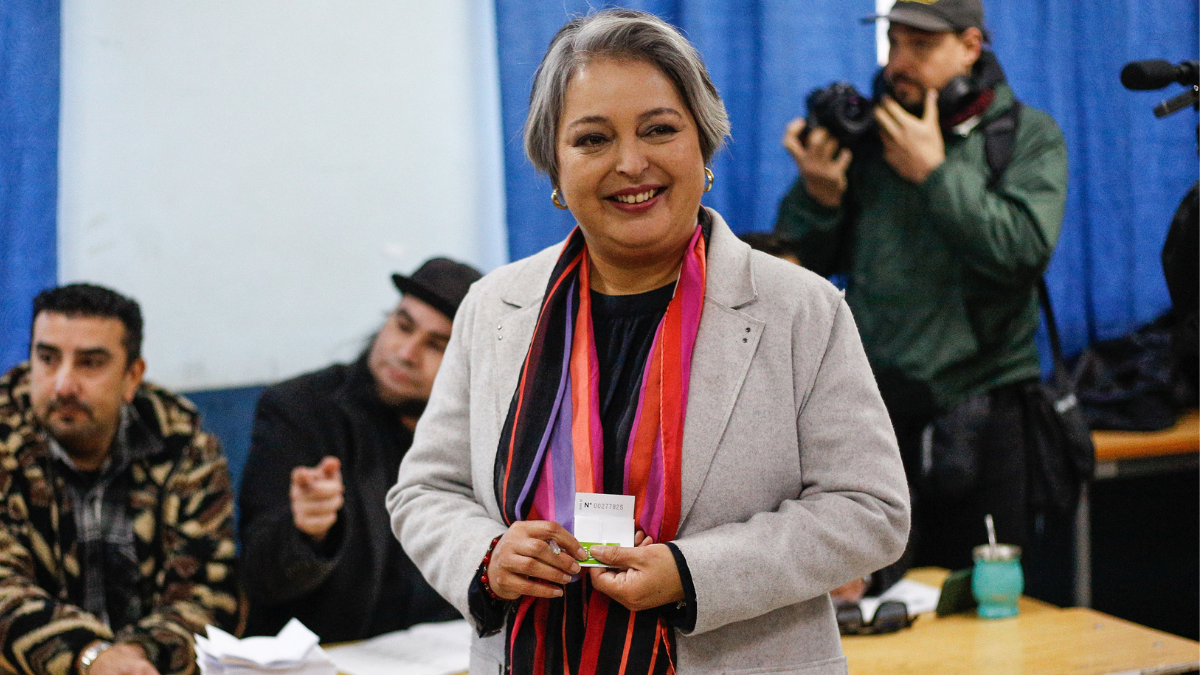 Panel Ciudadano UDD: Jara lidera la carrera presidencial, pero perdería con Kast o Matthei en segunda vuelta