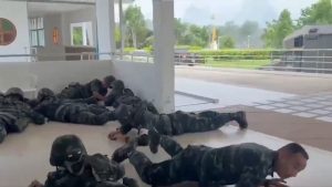 VIDEO - Drones de Tailandia atacan depósitos de armas en Camboya: enfrentamientos dejan 140.000 evacuados