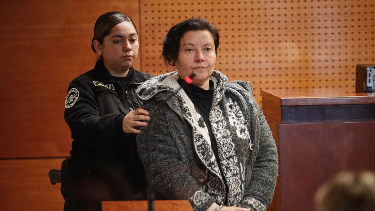 Los escabrosos antecedentes del crimen de la adulta mayor que fue encontrada enterrada en una maleta en Recoleta