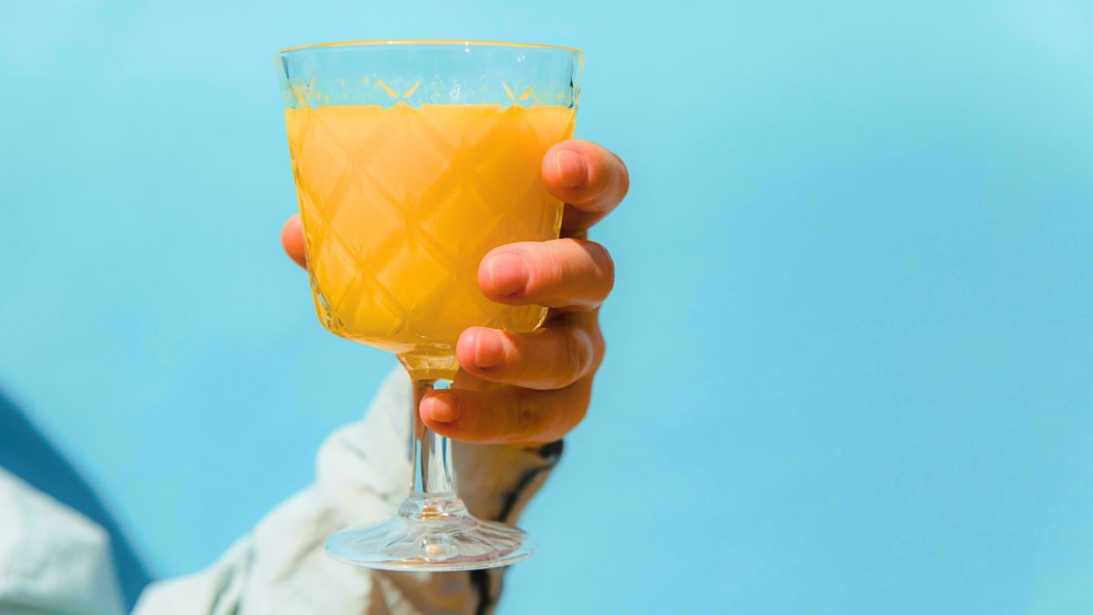 La historia del adolescente de 17 años que murió tras alimentarse tres meses solo con jugo de fruta