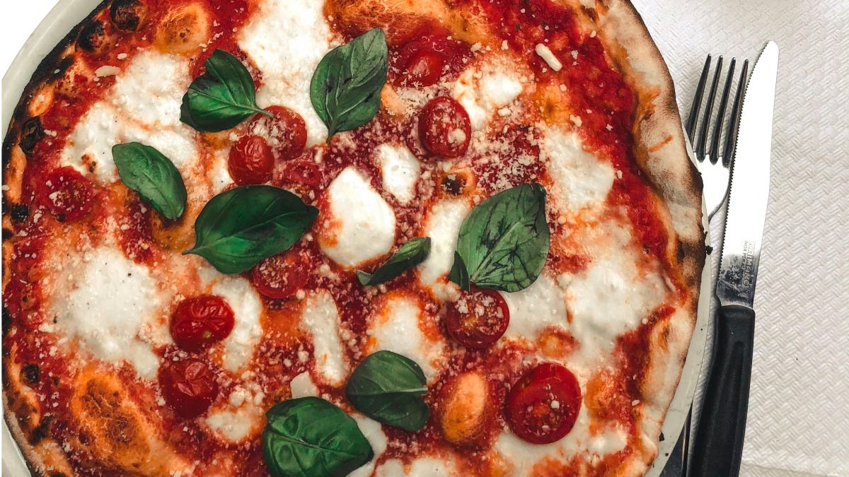 Pizza a $1: revisa todas las promociones y descuentos para celebrar el Día Nacional de esta preparación