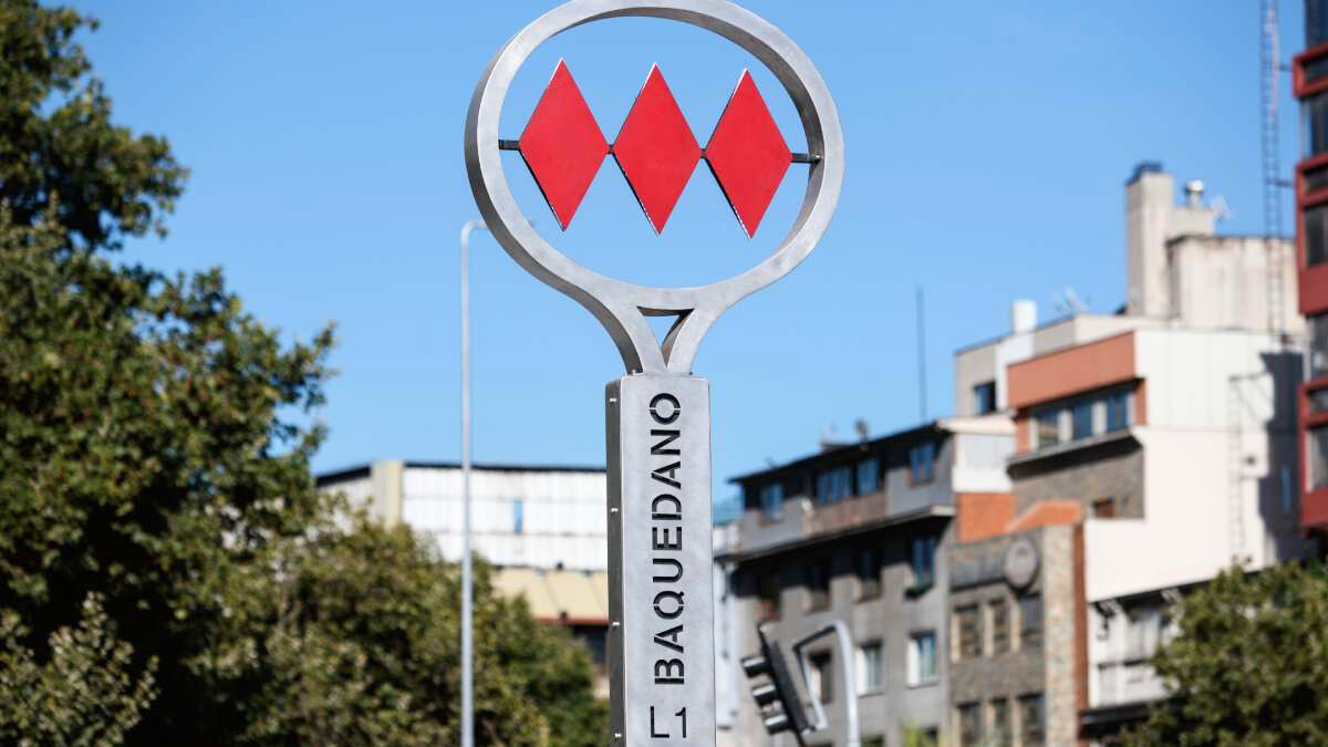 Por construcción de Línea 7: Metro anuncia cambios en estación Baquedano desde el martes