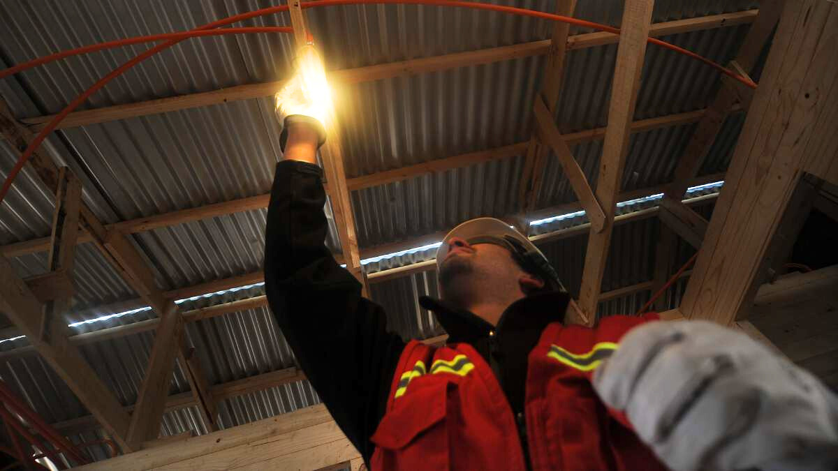 Cinco comunas de la RM tendrán cortes de luz este sábado: conoce los detalles