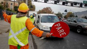Cierre del Puente Lo Saldes genera caos vehicular en la Costanera Norte: revisa los desvíos de tránsito que durarán semanas