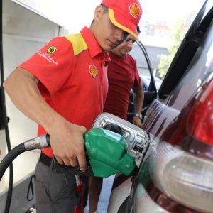 ¿Cuánto bajaron las bencinas? estos son los nuevos precios de los combustibles