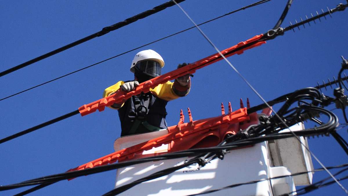 Anuncian cortes de luz en Santiago: estas son las comunas afectadas este sábado