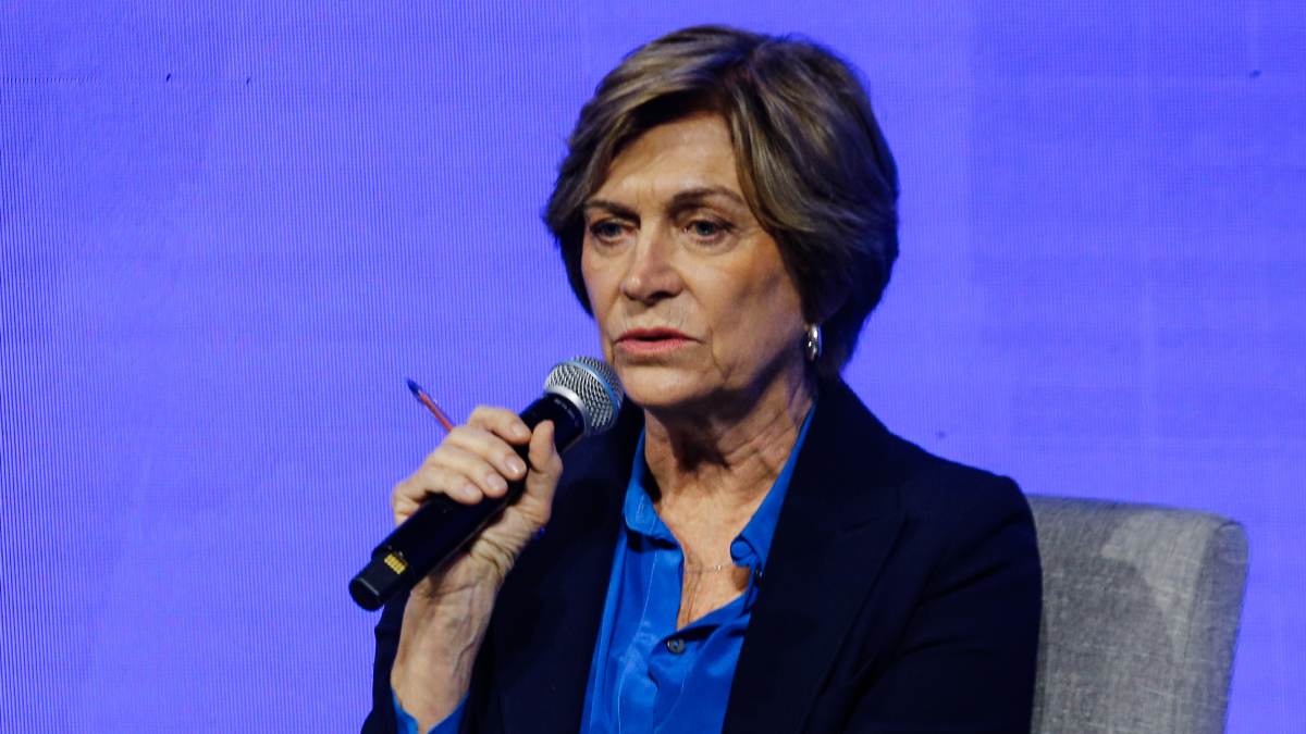Matthei pide disculpas por calificar de 