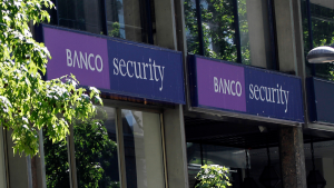 Accionistas aprueban fusión de los bancos BICE y Security: solo falta el visto bueno de la CMF