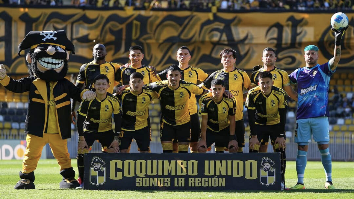Coquimbo Unido bate increíble récord y sigue líder: así va la tabla de posiciones del fútbol chileno en la fecha 19