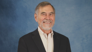 Las definiciones del representante económico de Jara: habla de 