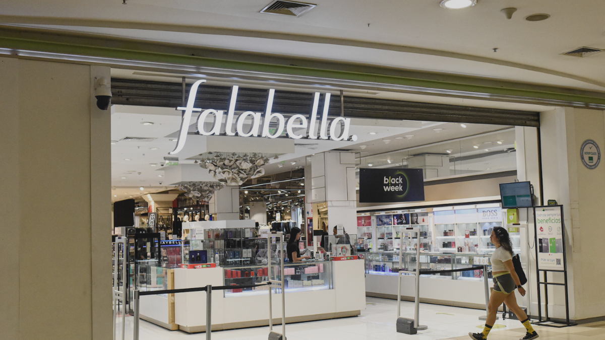 Falabella eleva utilidades en 220% empujada por bancos, malls y tiendas por departamento