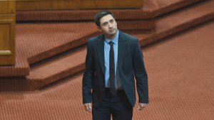 Diputado Calisto anuncia candidatura independiente y allana camino para acuerdo entre Demócratas y Chile Vamos