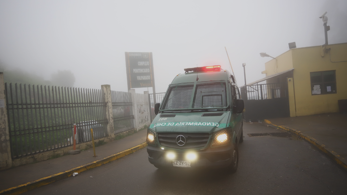 Matthei y Kast fustigan al Gobierno por fuga de reos de cárcel de Valparaíso y La Moneda reconoce 