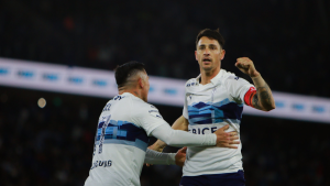 VIDEO - Fernando Zampedri hace historia y marca el primer gol en el nuevo Claro Arena de la UC