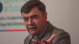 La explicación del ex ministro Esteban Valenzuela a su salida del gabinete