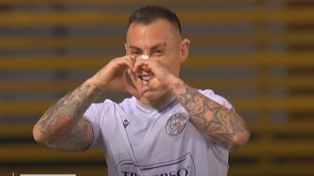 VIDEO - Eduardo Vargas sufrió con el VAR: su gol fue anulado y Audax Italiano quedó con 10