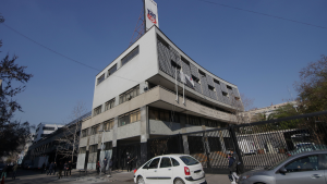 Desbordes ratificó suspensión de la rectora del Instituto Nacional tras golpiza a un alumno