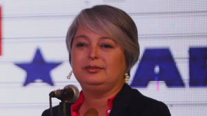 El nuevo traspié de Jara: reconoció que el aborto libre sí estaba en programa de primarias tras negarlo