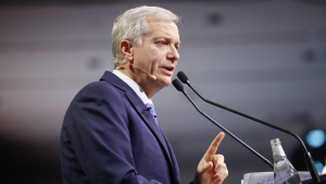 Kast en caso de no pasar a segunda vuelta: 