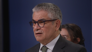 El argumento del ministro Marcel para descartar un posible feriado el 17 de septiembre