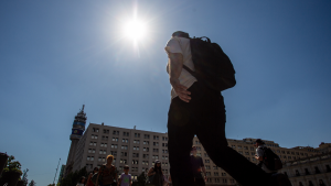 ¿Ola de calor en pleno invierno?: el pronóstico del tiempo para esta semana en Santiago