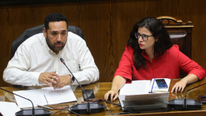 Ministro Cataldo cuestiona a Orellana por mandar a callar a Carmona y tensión oficialista escala al gabinete