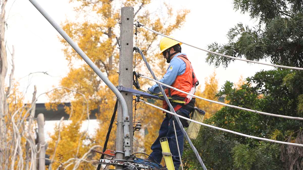 Estas son las 14 comunas de la RM que tendrán corte de luz este jueves