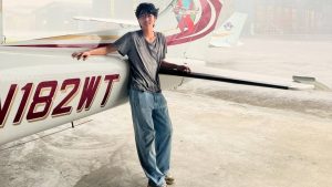 Por qué el influencer Ethan Gou aún no puede dejar Chile tras aterrizar sin permiso en la Antártica