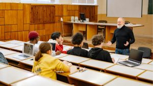 Mentorías académicas en las universidades