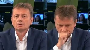 VIDEO - El estado en el que se encuentra ministro serbio que sufrió derrame cerebral durante entrevista en TV