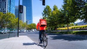 Rappi celebra una década y aterriza cifras en Chile: inversiones por US$35 millones, 6.500 repartidores y 10 mil restaurantes