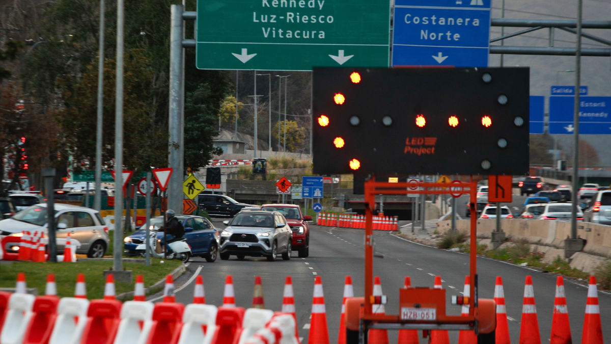 Segundo día de caos vehicular por cierre de puente Lo Saldes: MOP anuncia medidas y realiza autocrítica
