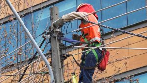 Confirman corte de luz en 12 comunas de Santiago, revisa los sectores afectados