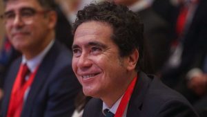 Ignacio Briones se suma a críticas por gestión del Minvu y exige rendición de cuentas