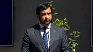 Denuncian amenazas de muerte contra el ministro Jaime Gajardo