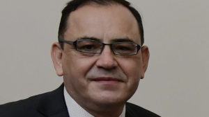 Los detalles del sumario al juez Ulloa por sus chats con Hermosilla que no bastaron para removerlo del Poder Judicial